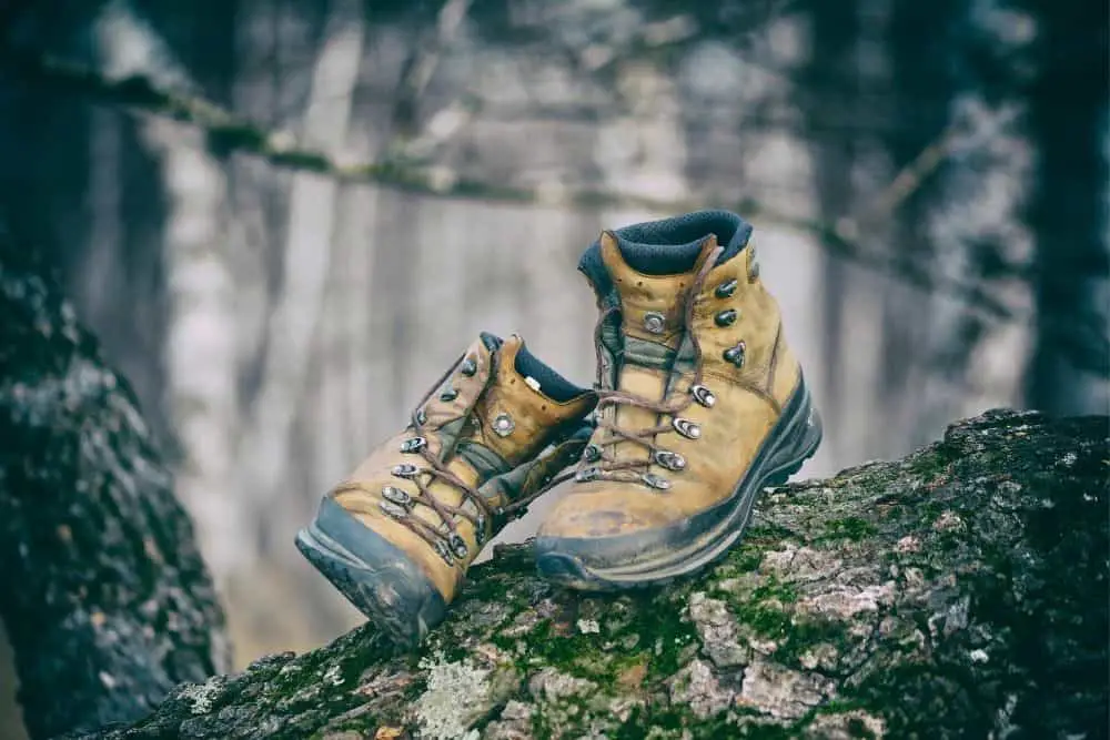 old hiking boots with mildew smell