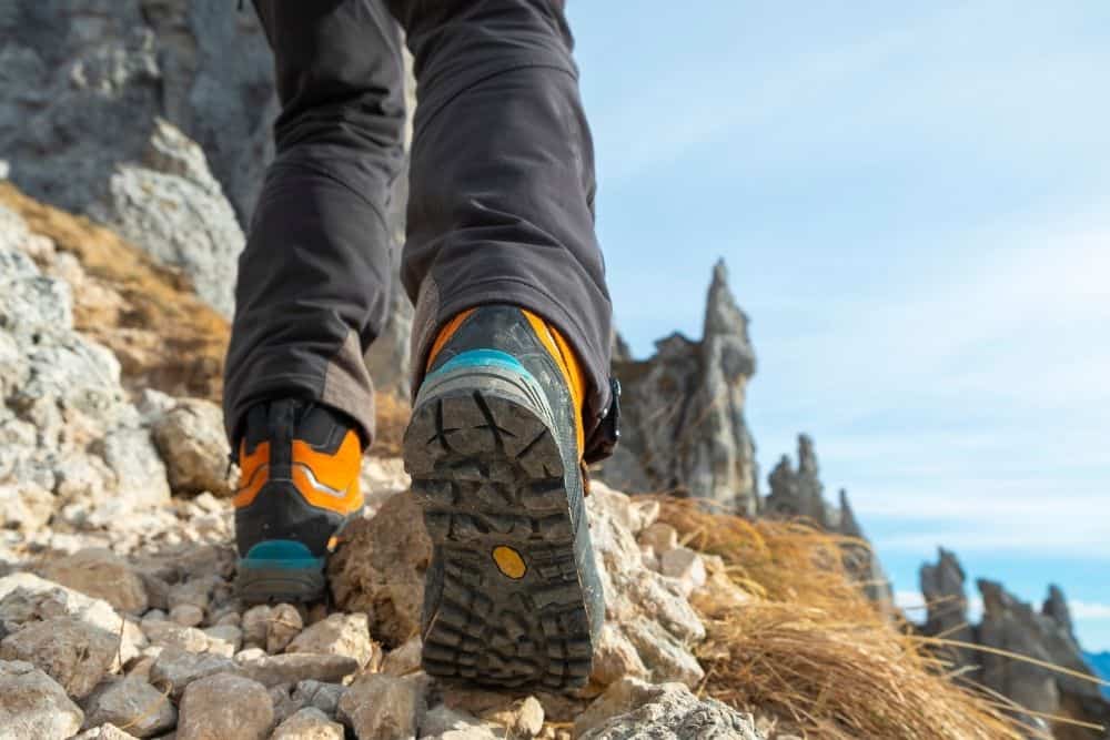 tread pattern of slip resistant hiking boots