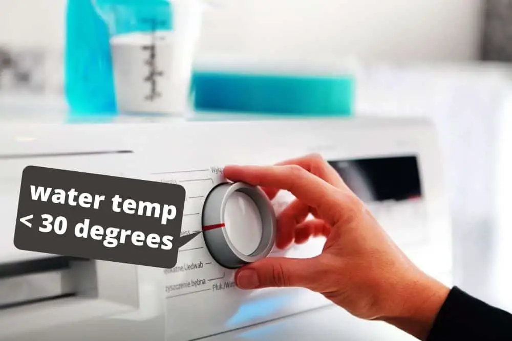 set water temperature of washing machine no more than 30 degrees to wash hiking boots