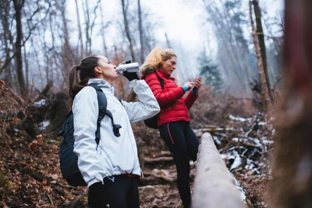 stay hydrated when hiking