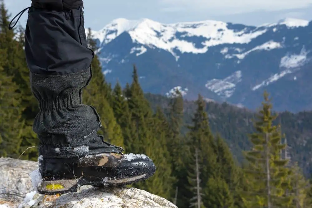 Hiker stand on the rock