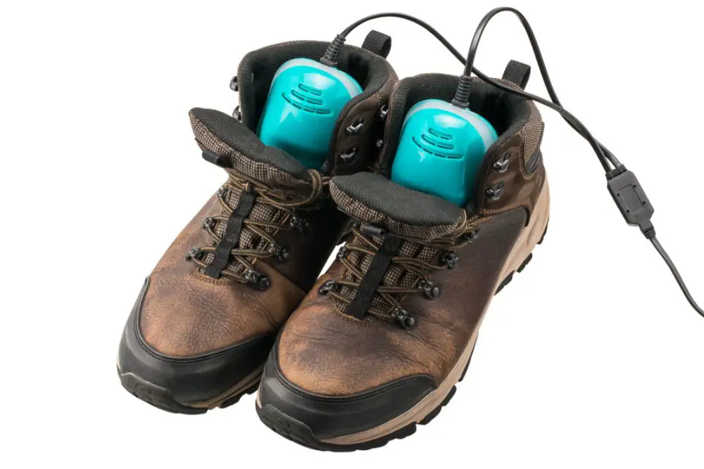 using boot dryers to dry hiking boots