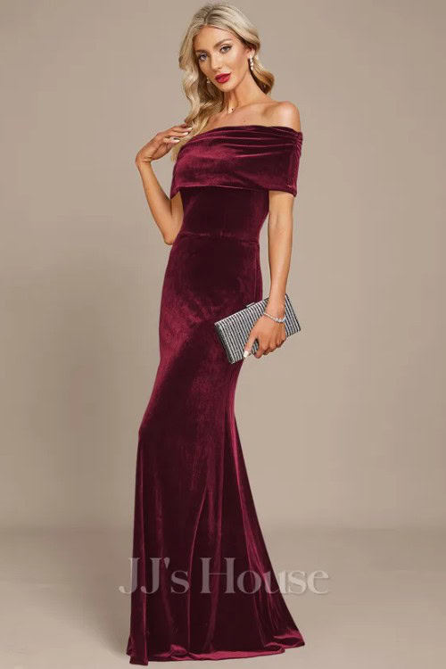 SheathColumn Off the Shoulder Floor-Length Velvet Evening Dress